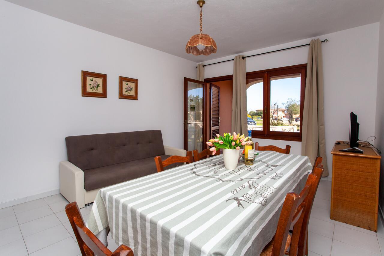 Residence Cinta 5 Сан-Теодоро Экстерьер фото